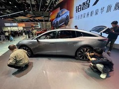 广汽丰田新电动轿车亮相：续航710km，配激光雷达与鸿蒙5.0系统