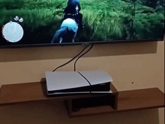 海外父亲畅玩荒野大镖客2纵马狂奔笑逐颜开