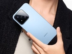 小米17 Max发布：6.9英寸Real RGB屏、8000mAh电池、2亿像素徕卡三摄