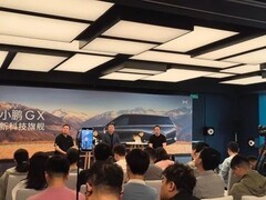 特斯拉FSD监督版在华上市，小鹏回应：欢迎竞争并亮出三大本土化优势