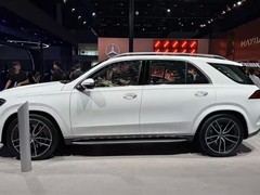 2026成都车展：奔驰全球首发长轴距GLE SUV，140周年献礼智能豪华新标杆