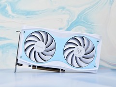 中端优选！万丽RTX 5060 Ti OC 8GB雪狐 性能颜值双在线