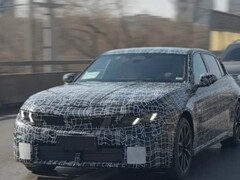 全新国产宝马3系与i3双车亮相：2026年上市，燃油纯电双平台并行