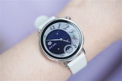 小米首款小尺寸手表发布  小米15现感人价米粉乐翻天！