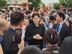 追觅科技斥资八千万元包场上海迪士尼举办万人专属企业日