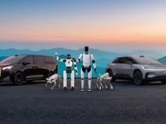 贾跃亭宣布法拉第未来EAI机器人下周起交付，三系列量产落地