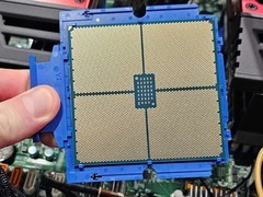 Linux 7.3内核新增AMD EPYC 9005逐CCD温度监控功能