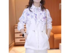 2026新款白色连帽防晒外套女款，到手仅99元！
