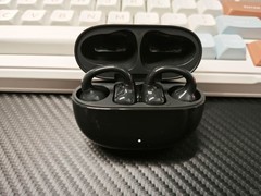 深度解析耳机排行榜前十名：AI智能与舒适体验并行