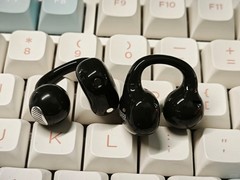 深度解析耳机排行榜前十名：AI智能与舒适体验并行