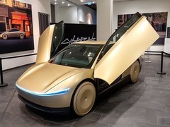 特斯拉破格录用19岁新生入Robotaxi团队，青年人才凭实绩崛起成常态