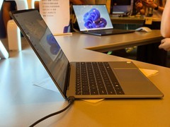经典系列回归！上手体验戴尔XPS 13 2026
