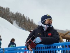 荣耀Magic V6现身米兰冬奥会，轻薄设计+二亿像素+7150mAh电池引期待