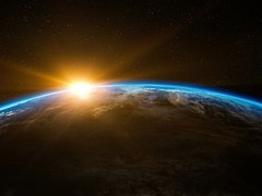 黄仁勋评马斯克太空数据中心：散热与供电存挑战，但星载AI应用已落地