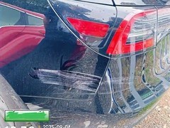 大学生租车遇人为划车，自装记录仪揭真相