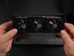 AMD RX 9060 XT LP半高显卡发布：性能损失仅7%，专为紧凑主机优化