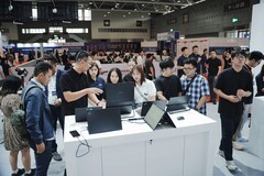 联想thinkplus亮相ISVE 2026：全新便携屏与智会方案覆盖AI会议协作全场景