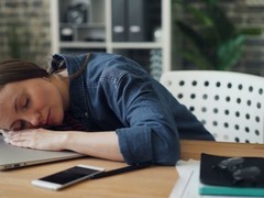 家用护腰党怕操作麻烦不想闲置｜护腰按摩器先看日常贴合和上手