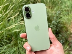 iPhone 17系列华强北价格持续上涨，或迎史上首次破6000元调价