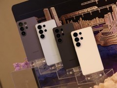 三星Galaxy S26 Ultra改用铝合金中框，主打轻薄设计引热议