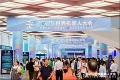 从“看见机器人”到“体验未来餐饮”：影智XBOT携餐饮机器人矩阵亮相WRC