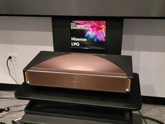 海信激光电视斩获2025年度UST投影双项大奖