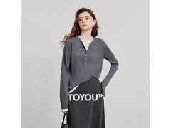 初语圆领针织衫清仓，1件5折仅146元