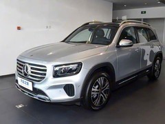 奔驰新款GLB上市：配置升级售价31.19万起