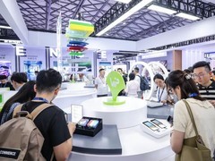 从技术到平台：ViP+为何能定义下一代AMOLED？