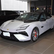 100万元内纯电掀背三强对决：极氪001、Model S与路特斯EMEYA的豪华逻辑之选