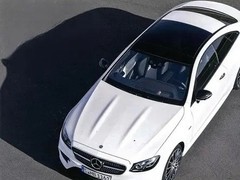 全新奔驰E-Class Coupé耀世登场：优雅与动感的完美融合