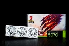 微星RTX 5070 白龙爵PLUS评测 纯白龙爵 2K游戏王者