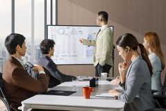 讯飞AI翻译耳机，重构自然流畅的跨语言沟通