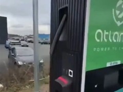 法国充电桩电缆盗窃猖獗 防盗技术升级应对