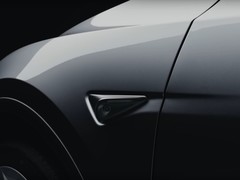 特斯拉调整侧后视摄像头，为AI5硬件升级铺路