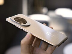 华为鸿蒙6.0.0.115 SP16推送：新增AI构图与一次查看加密分享