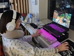 99名玩家温情护航，晚期胃癌女子圆梦吃鸡获生命最后温暖胜利
