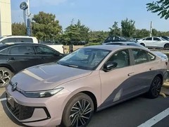 全新朗逸Pro将上市，尺寸加长设计焕新