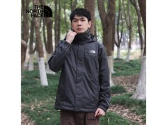 北面男款冲锋衣京东立减 12% 低至 816 元