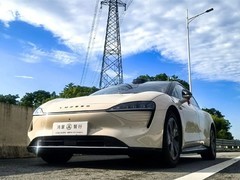 智界S7车主两年行驶41万公里，创量产智驾车最高里程纪录