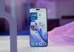 荣耀“跳水王”，16GB+512GB下跌3000元，100倍变焦+卫星通信