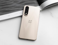 目前可以“闭眼买”的5款手机，覆盖高、中、低三档，差评率低