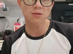 劳斯莱斯闪灵北京严重车祸 车主陈震未回应