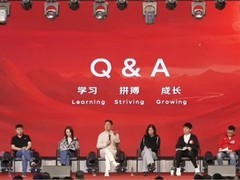 刘强东宣布京东启动涅槃项目，力保50万蓝领员工转型高技能技术人才