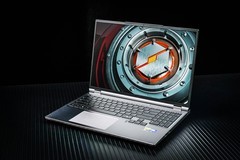 机械革命耀世16Ultra评测 主流性能做工精致 长江存储PC450亮点多