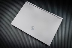 机械革命耀世16Ultra评测 主流性能做工精致 长江存储PC450亮点多