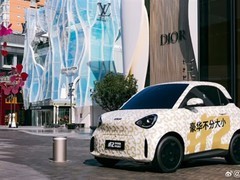 smart精灵2号伪装车路测，基于自研ECA架构打造，续航近400公里