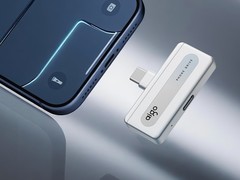 iPhone 好用的 U 盘推荐：aigo PL10 解决存储难题