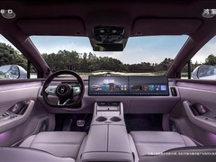智界R7内饰全面革新，鸿蒙座舱+AR-HUD+800km续航将于2026年9月发布