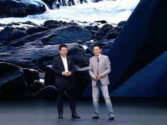 华为发布Mate XT 2折叠屏：灵盾防窥屏实现硬件级隐私防护
